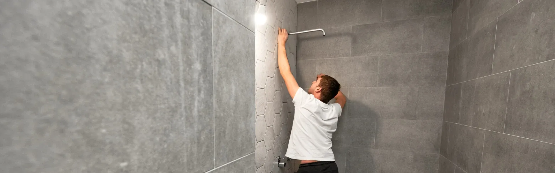 Salle de bain clé en mains à Pont-l’Abbé : OUEST CARRELAGE